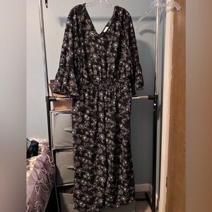 Ava & Viv black & white floral jumpsuit 3x EUC
